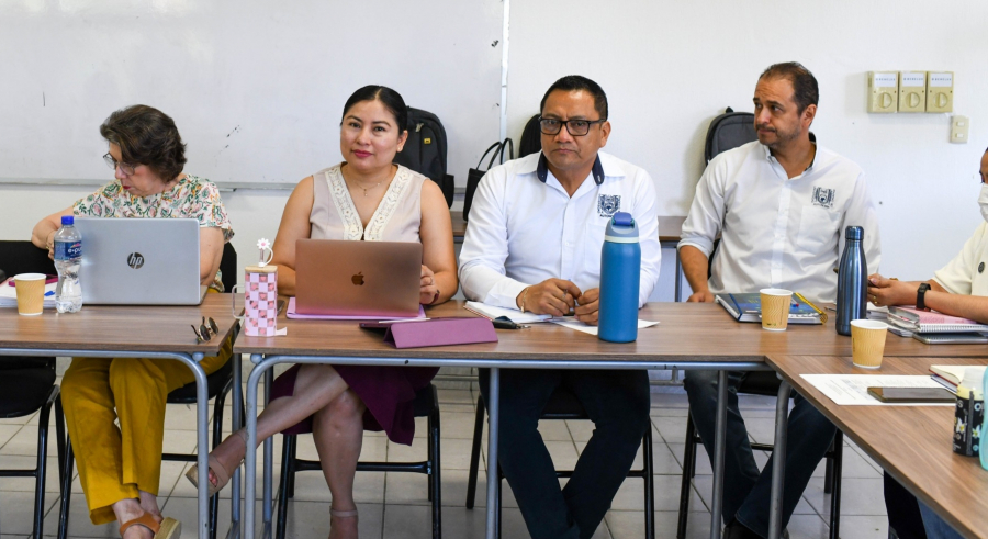 Reestructuración curricular de Licenciatura en Pedagogía, turno matutino.