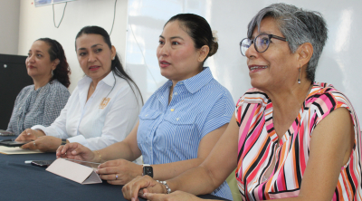 Visita de la Dra. Catalina L&oacute;pez Ordo&ntilde;ez, Directora de Formaci&oacute;n e Investigaci&oacute;n Educativa de la UNACH